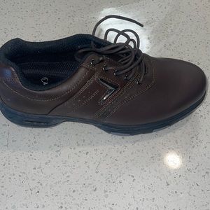 NWT ⛳️Callaway golf shoes, size 8